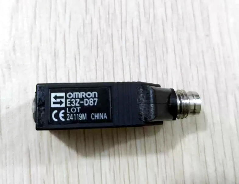 E3Z-D87 industrial sensor reference for sourcing verification